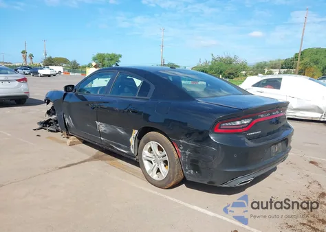 2022 Dodge Charger Sxt Rwd z USA, uszkodzony, nr VIN 2C3CDXBGXNH250213